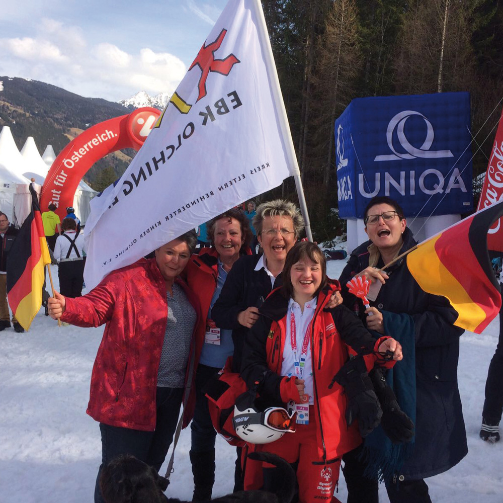 Gruppenbild beim Wintersport