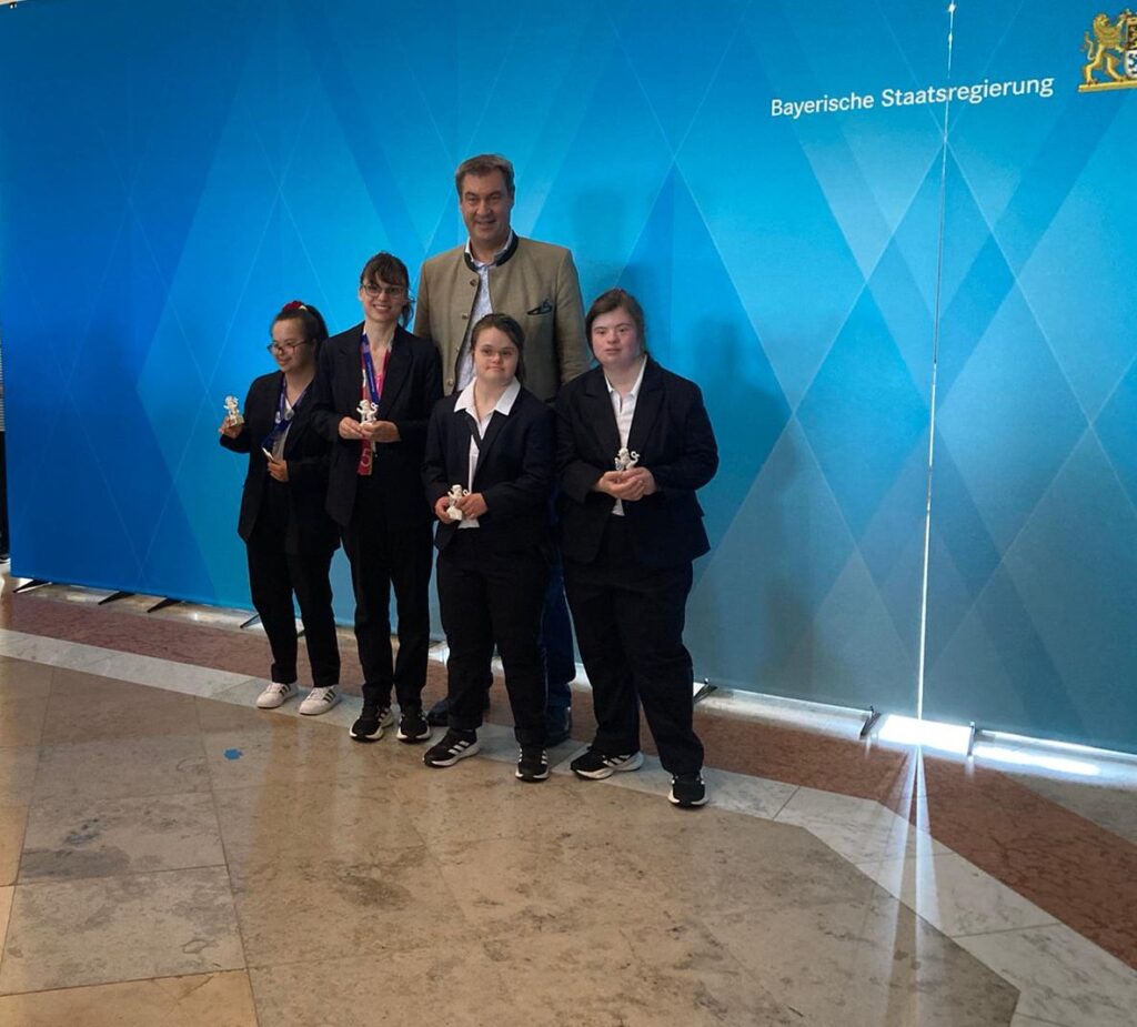 Gruppenbild mit Markus Söder